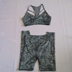 Gymshark Gray Patterned Activewear Legging Set
